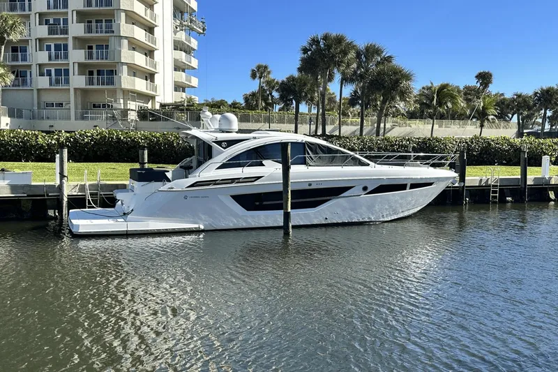 Garden Party Yacht Photos Pics 