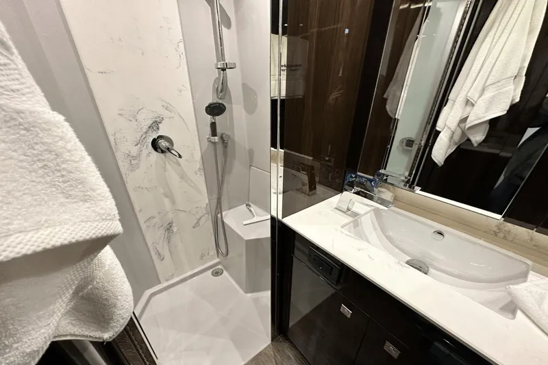 Garden Party Yacht Photos Pics 