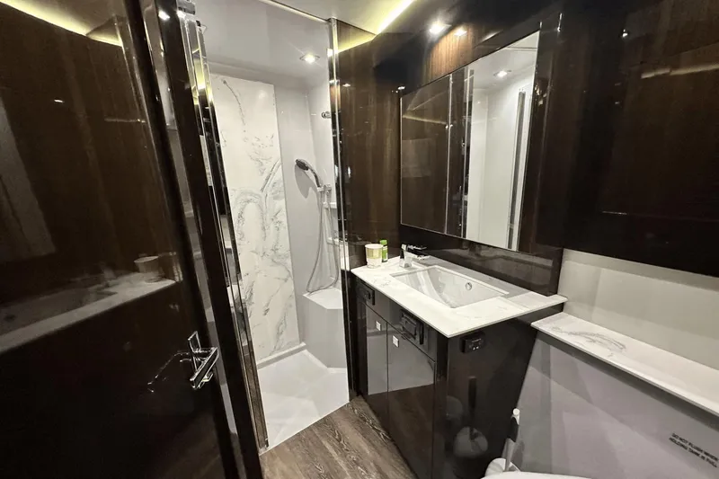 Garden Party Yacht Photos Pics 