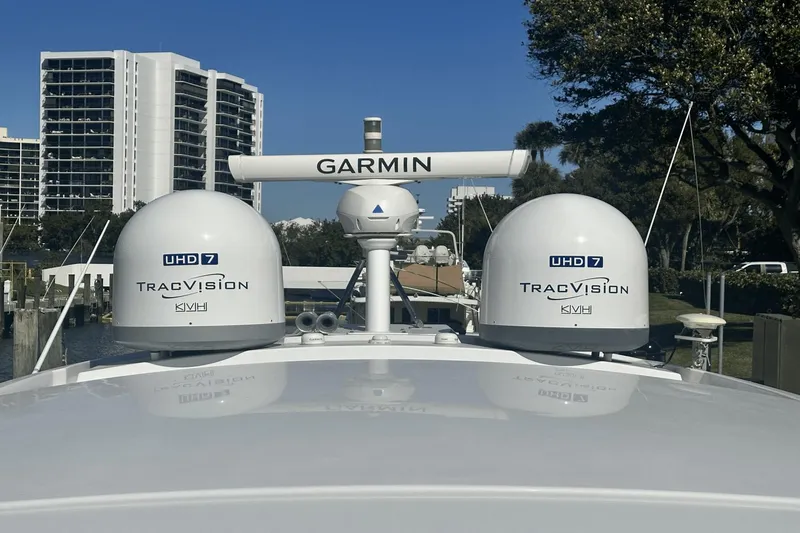 Garden Party Yacht Photos Pics 