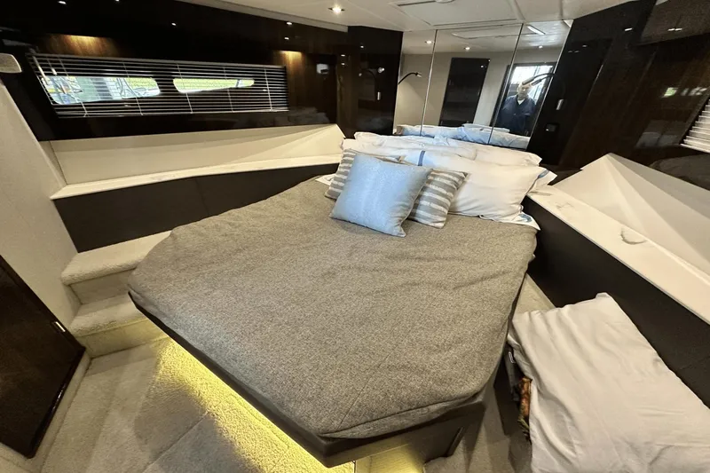 Garden Party Yacht Photos Pics 