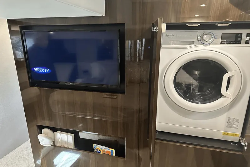 Garden Party Yacht Photos Pics 