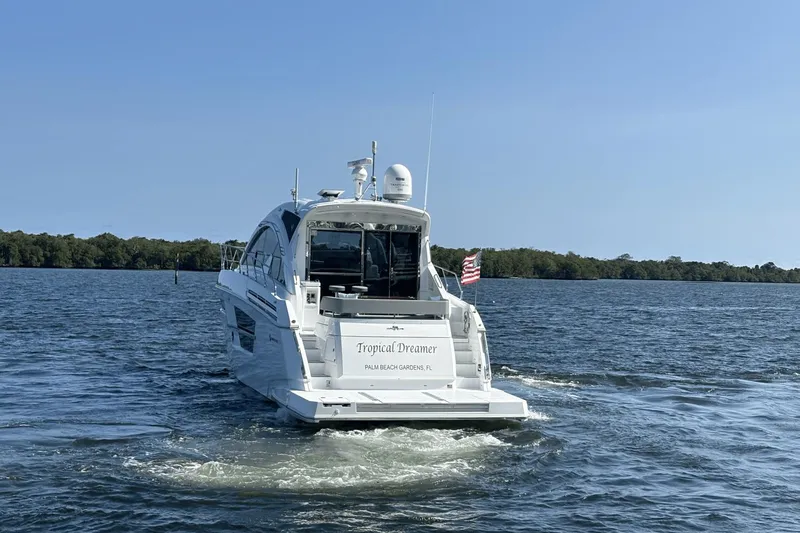 Tropical Dreamer Yacht Photos Pics 