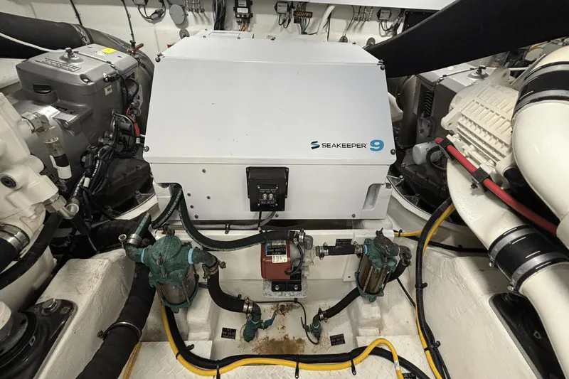 Tropical Dreamer Yacht Photos Pics 