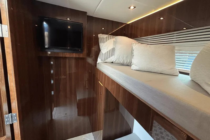 Tropical Dreamer Yacht Photos Pics 