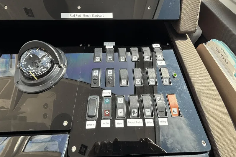 Tropical Dreamer Yacht Photos Pics 