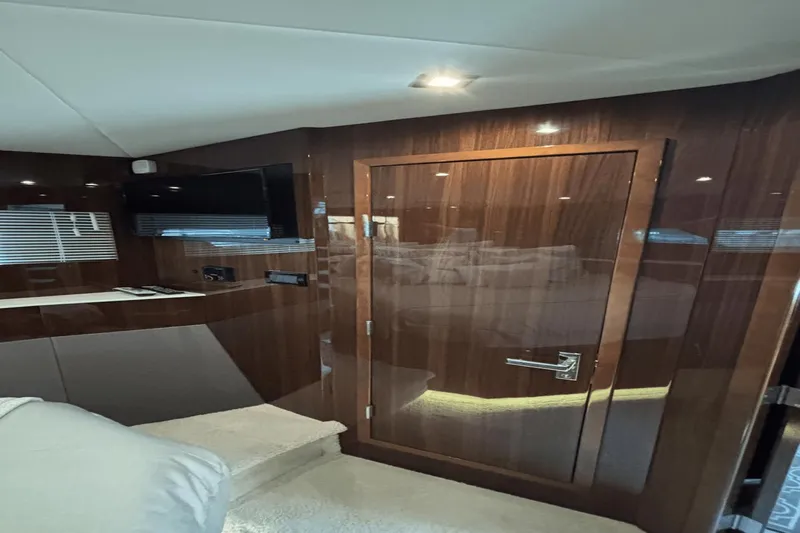 Tropical Dreamer Yacht Photos Pics 