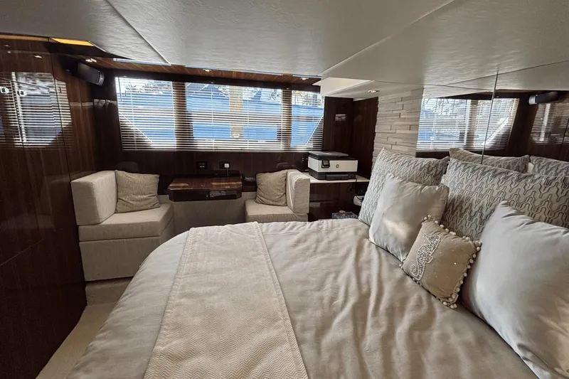 Tropical Dreamer Yacht Photos Pics 