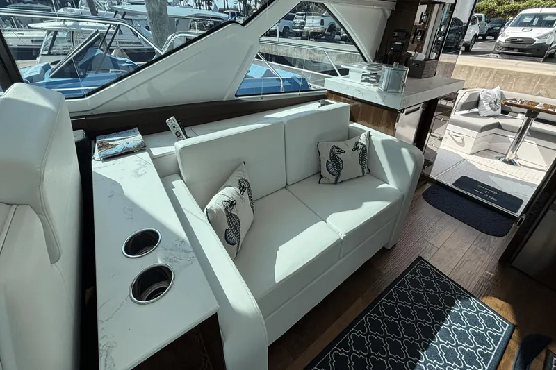 Tropical Dreamer Yacht Photos Pics 