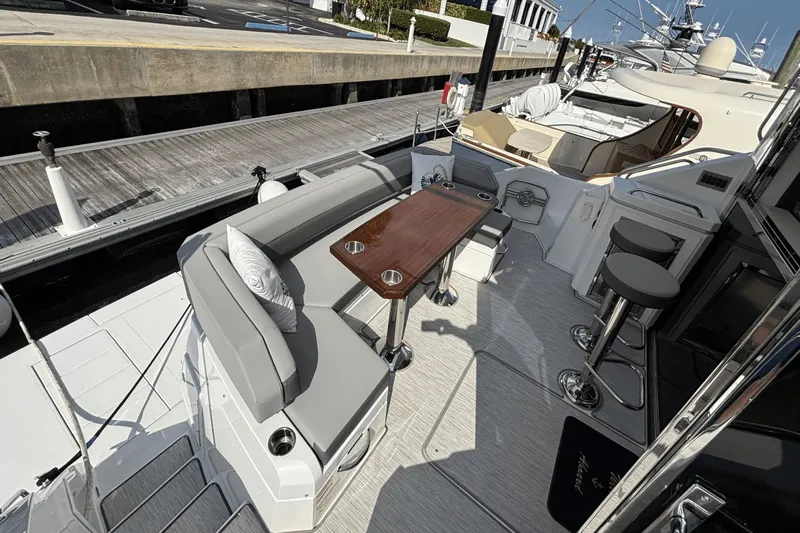 Tropical Dreamer Yacht Photos Pics 