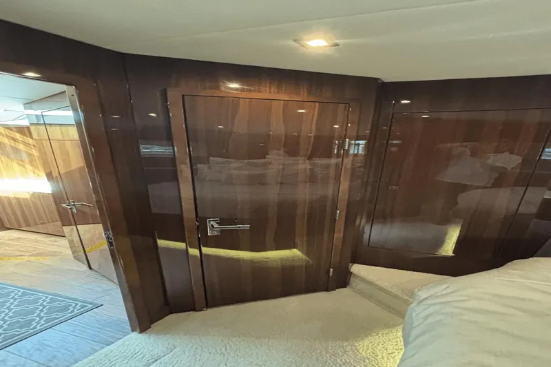 Tropical Dreamer Yacht Photos Pics 