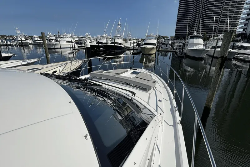 Tropical Dreamer Yacht Photos Pics 