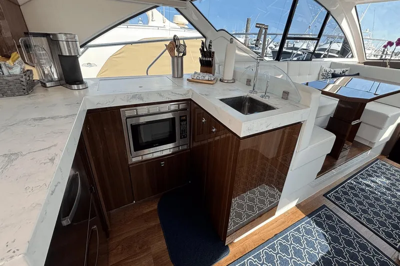 Tropical Dreamer Yacht Photos Pics 