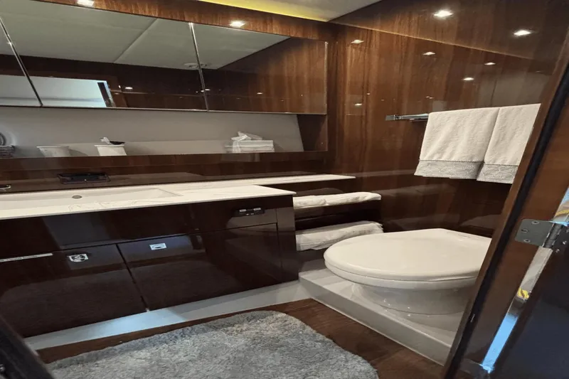 Tropical Dreamer Yacht Photos Pics 