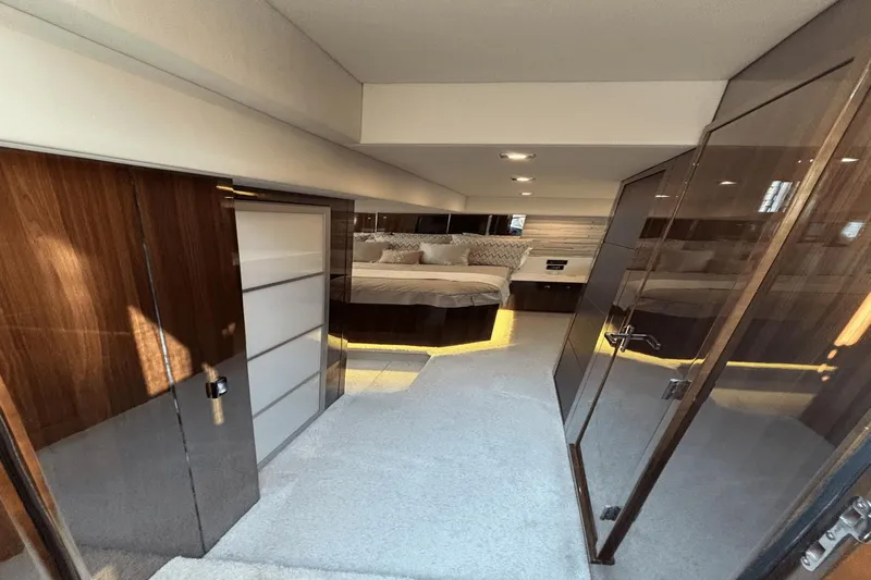 Tropical Dreamer Yacht Photos Pics 