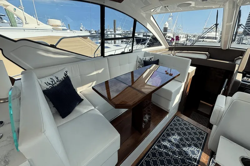 Tropical Dreamer Yacht Photos Pics 