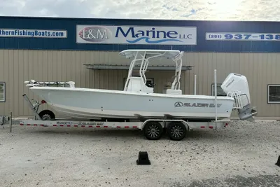 Blazer Bay 2700 Hybrid