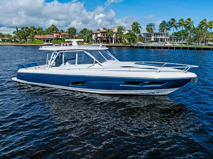 Aquadisiac Yacht Photos Pics 