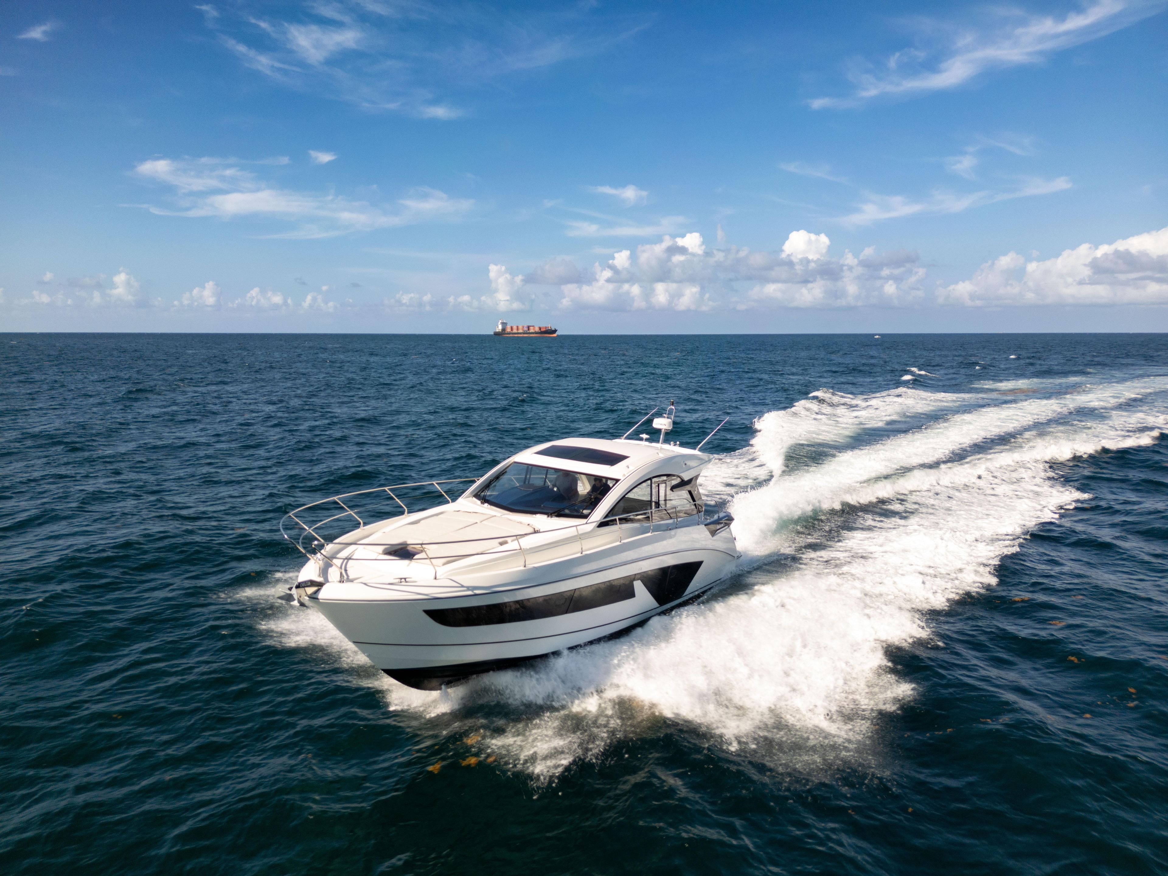Yacht