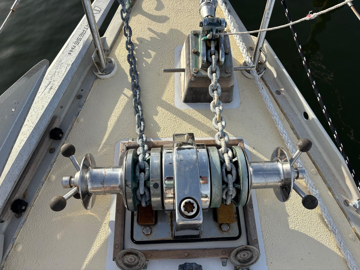 1984 Cambria 44 