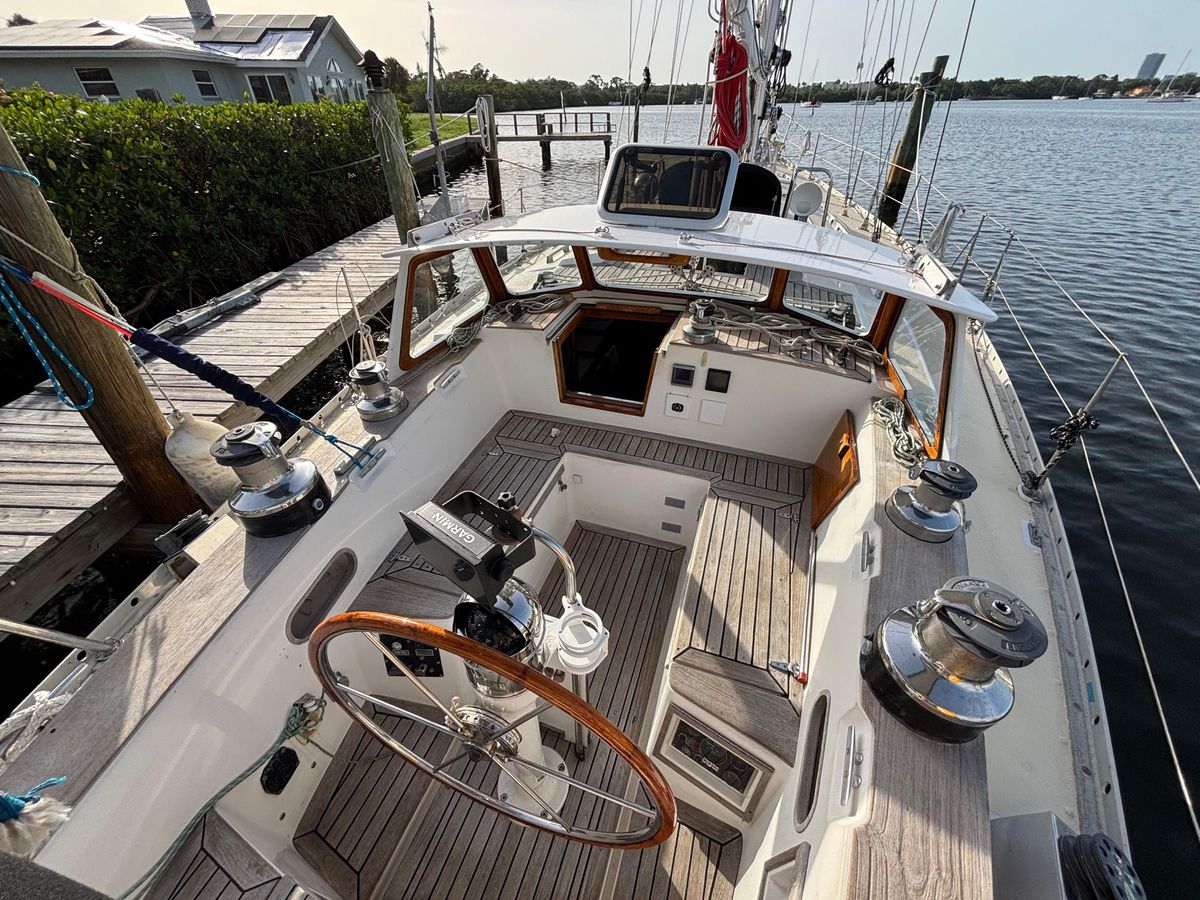 1984 Cambria 44 