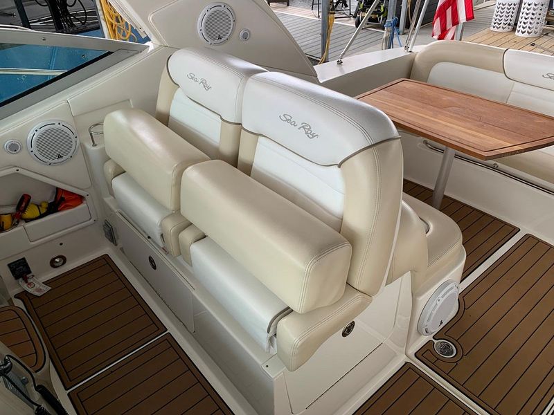 2012 Sea Ray 350 Sundancer