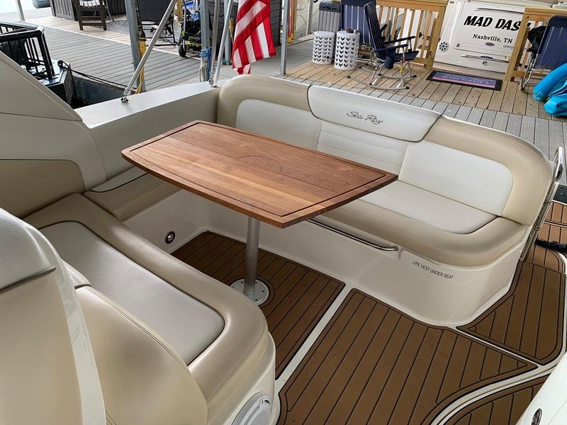 2012 Sea Ray 350 Sundancer