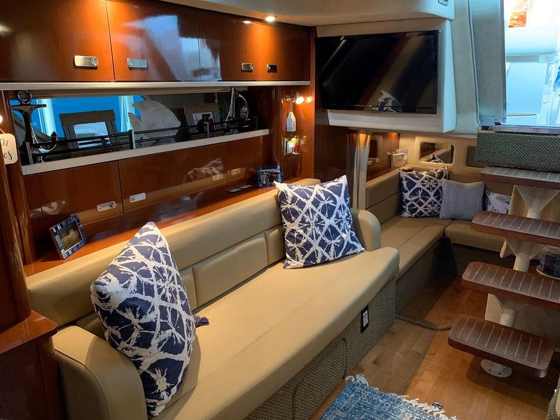 2012 Sea Ray 350 Sundancer