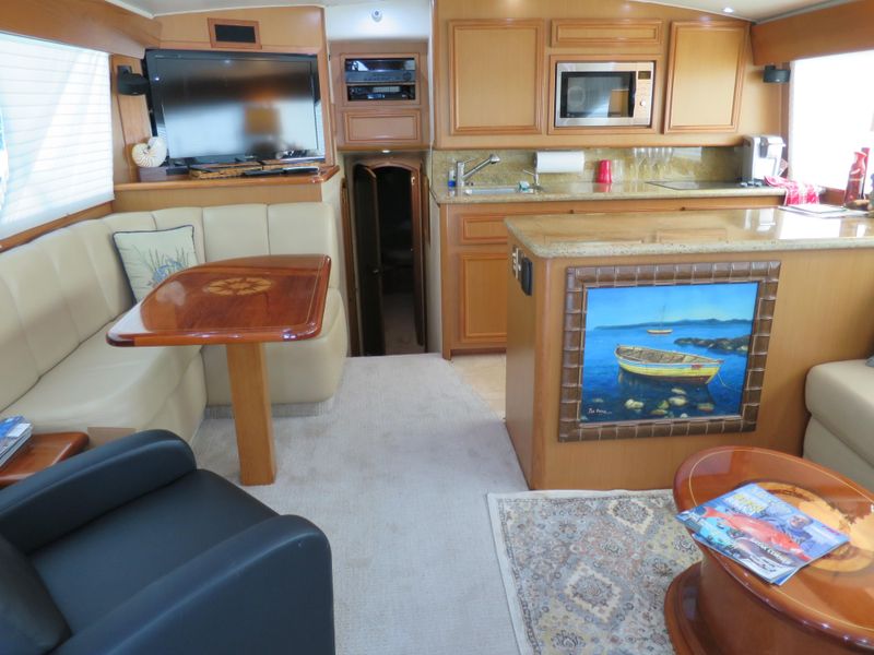 2004 Cavileer 53 flybridge