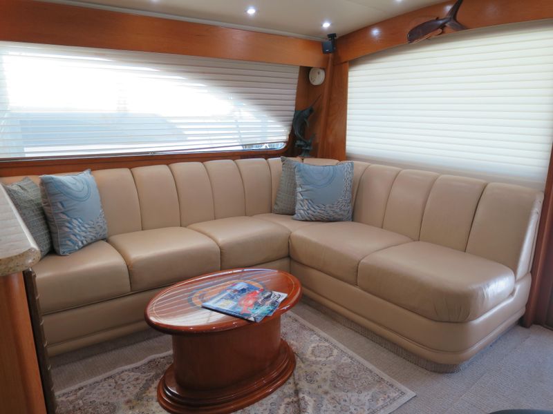 2004 Cavileer 53 flybridge