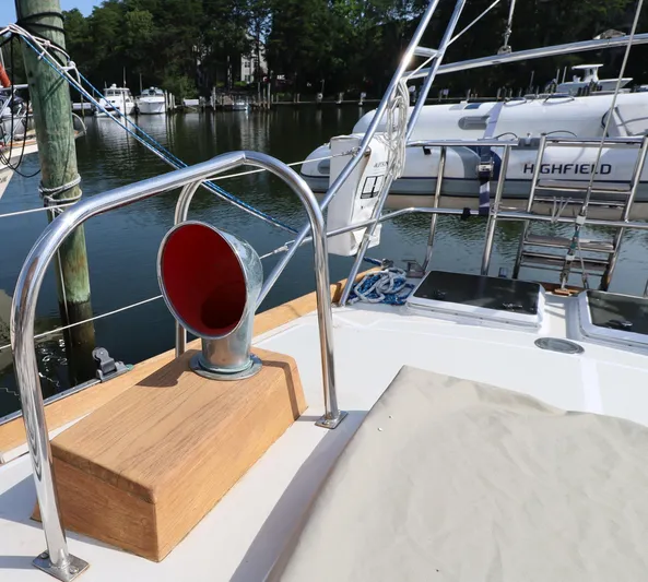 Liberty Yacht Photos Pics Aft starboard dorade