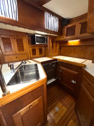 Liberty Yacht Photos Pics Galley to starboard