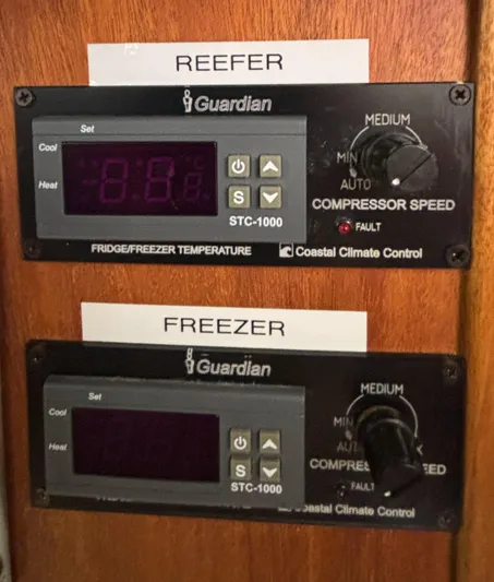 Liberty Yacht Photos Pics Refrigeration digital controls