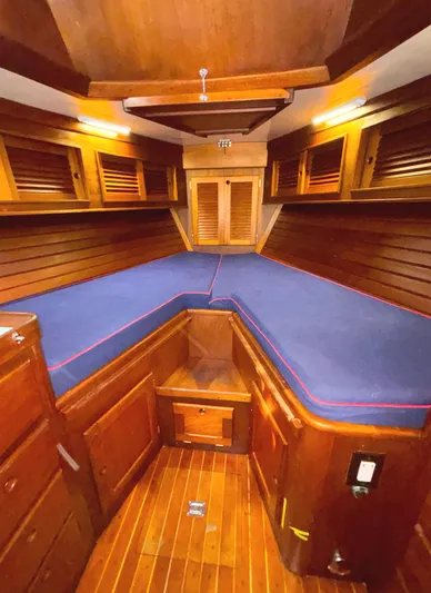 Liberty Yacht Photos Pics Separate bunks with insert removed