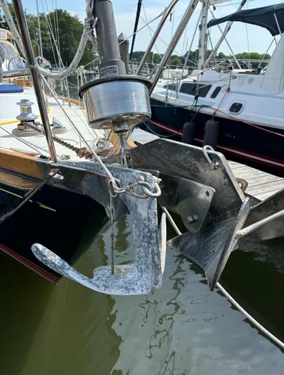 Liberty Yacht Photos Pics Ground Tackle