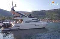 2000 Ferretti Yachts 46