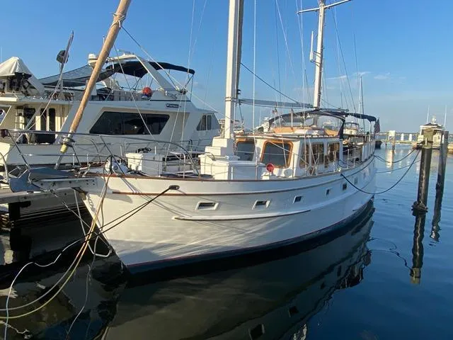 Valkyrie Yacht Photos Pics 