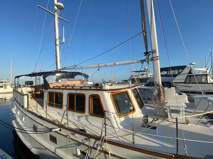 Valkyrie Yacht Photos Pics 