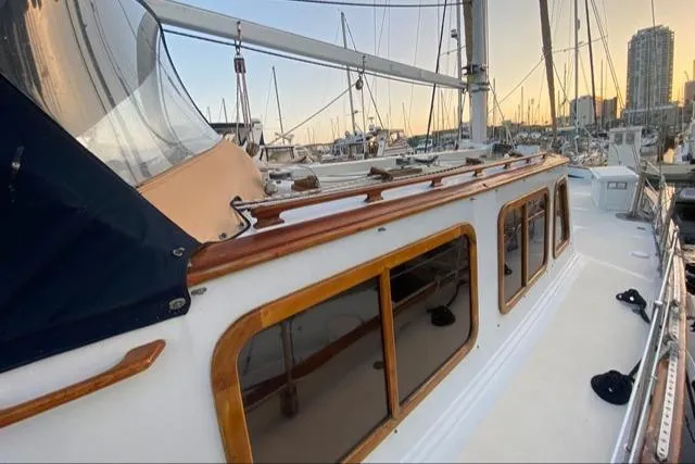 Valkyrie Yacht Photos Pics 