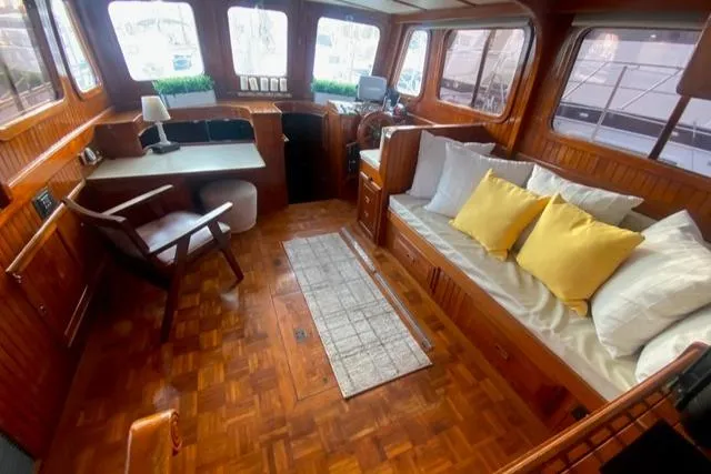 Valkyrie Yacht Photos Pics 