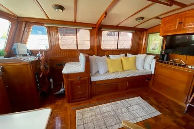 Valkyrie Yacht Photos Pics 