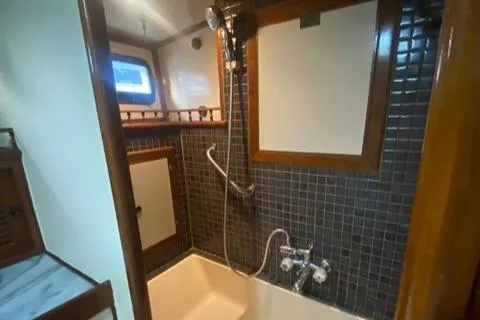 Valkyrie Yacht Photos Pics 