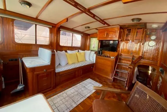 Valkyrie Yacht Photos Pics 