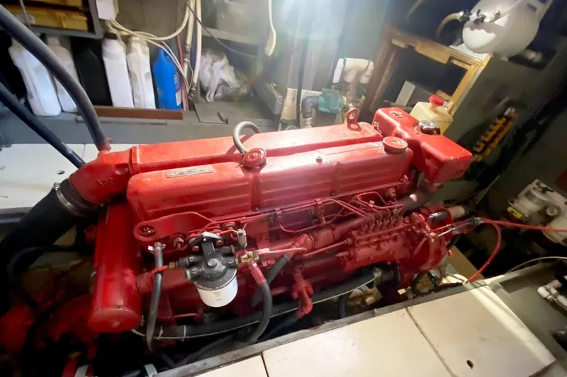 Valkyrie Yacht Photos Pics 