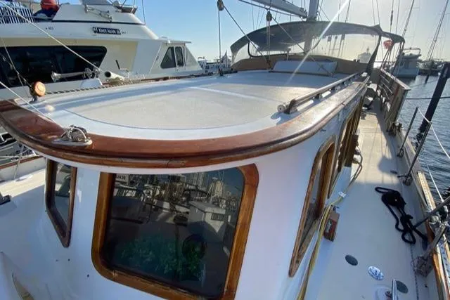 Valkyrie Yacht Photos Pics 