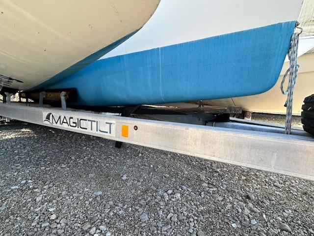 2002 Corsair F-28R Racer for sale - YachtWorld