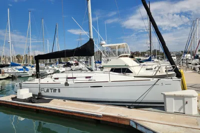 Beneteau First 30
