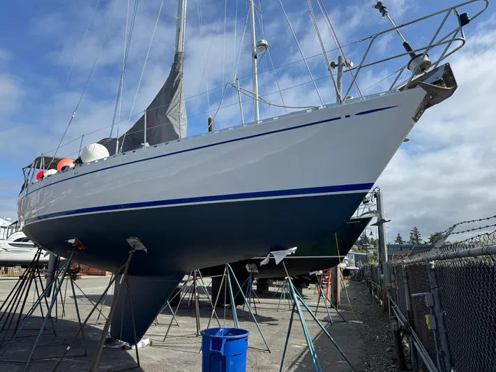 Dela Yacht Photos Pics Haul and Paint April 2025