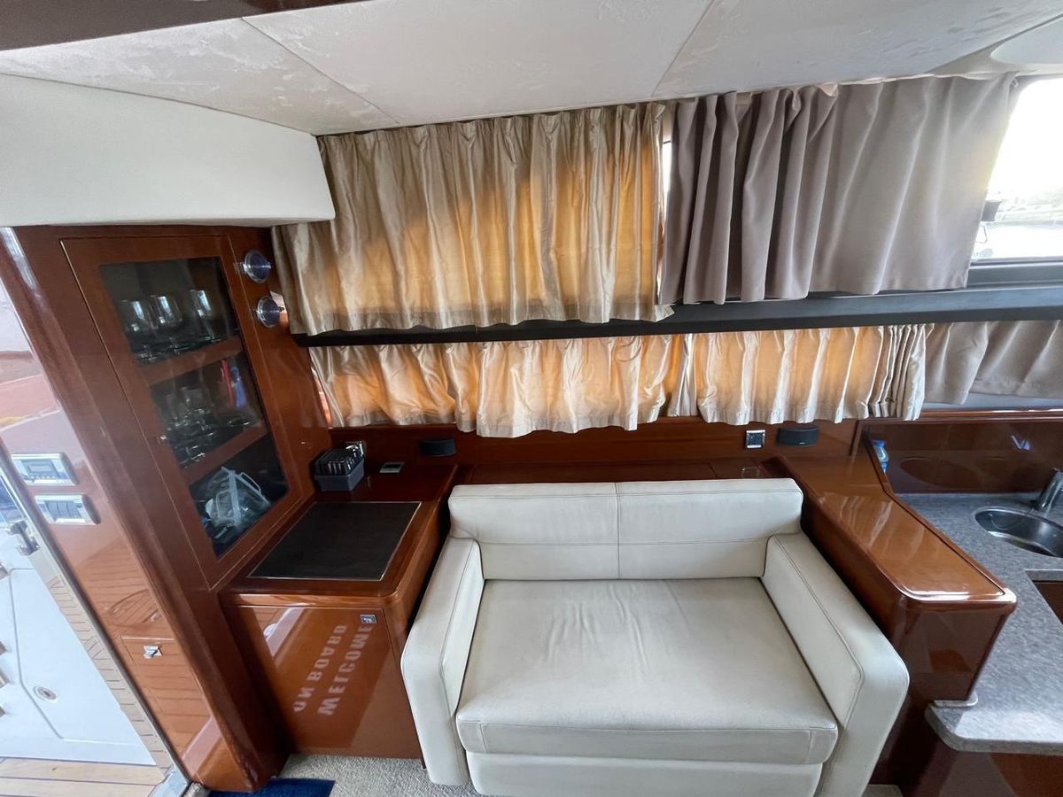 2011 Princess 44 