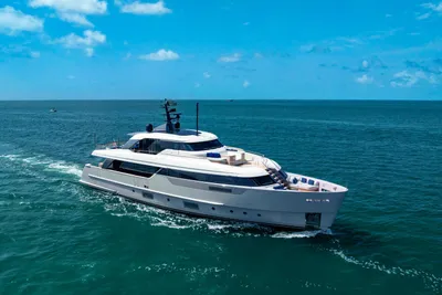 Sanlorenzo SD96